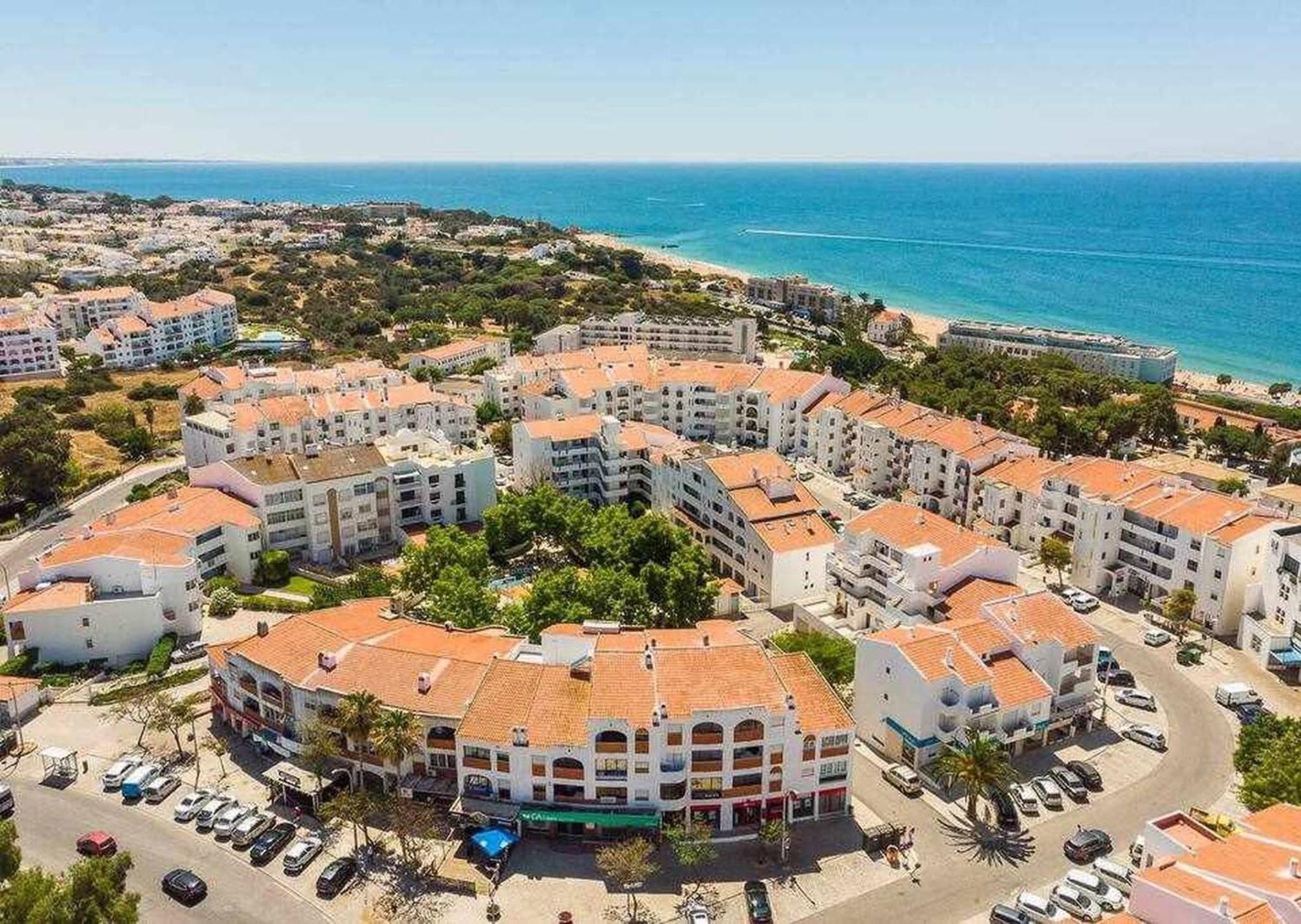 Central Town 2-Bedroom Apartment אלבופיירה מראה חיצוני תמונה
