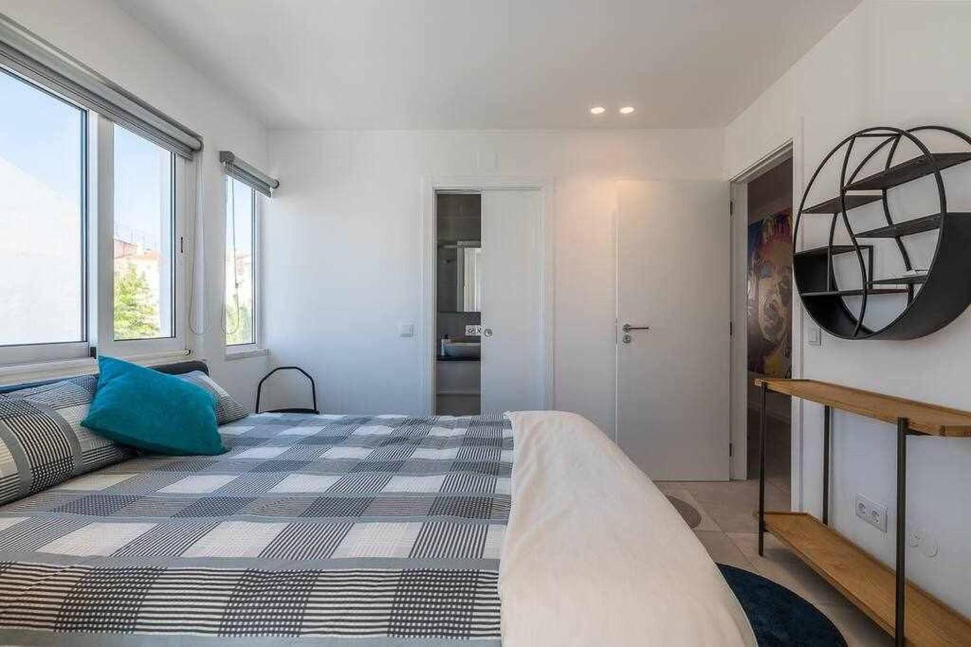 Central Town 2-Bedroom Apartment אלבופיירה מראה חיצוני תמונה